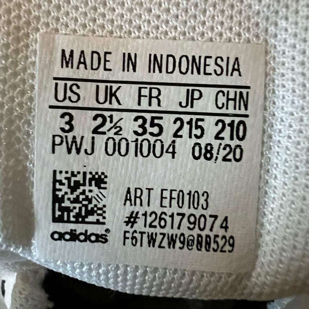 Grand Court K Sneakers